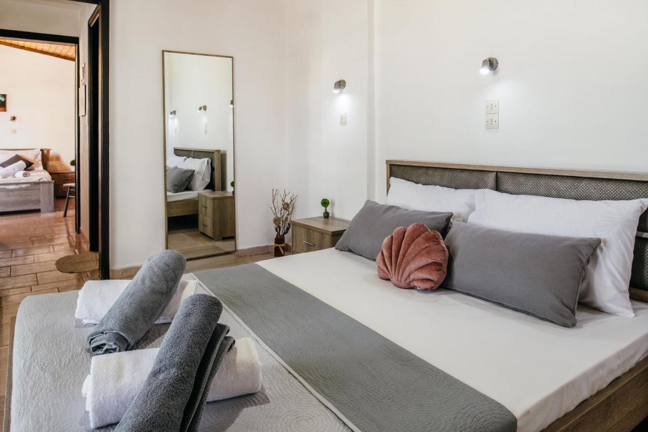 Villa Corali Apartments Sea Breath&Pool Amoudi Esterno foto