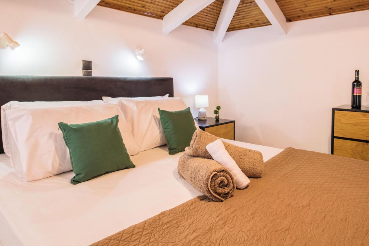 Villa Corali Apartments Sea Breath&Pool Amoudi Esterno foto